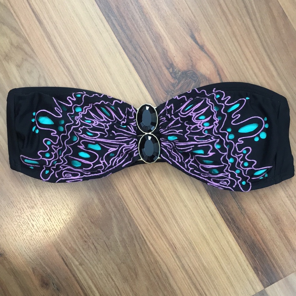 Strapless bathing suit top